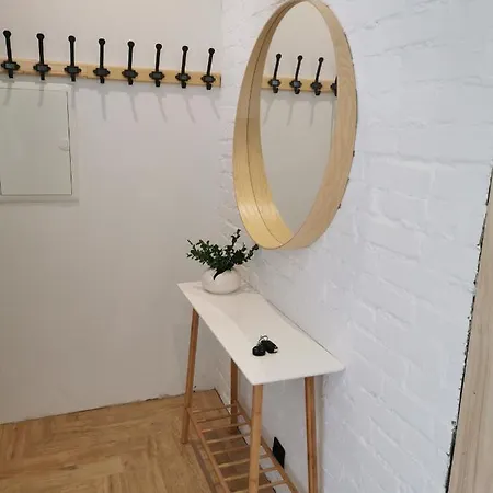 Apartament Palacyk Nad Jeziorem Апартаменты *