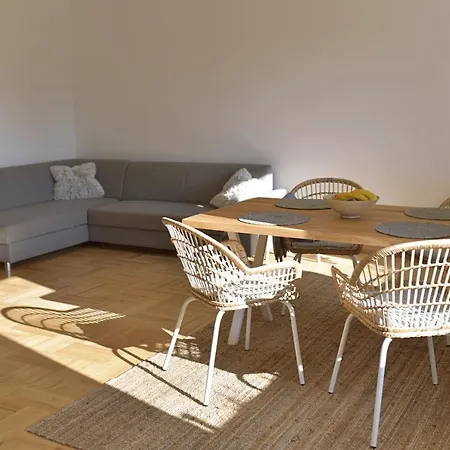 Apartament Palacyk Nad Jeziorem Мронгово